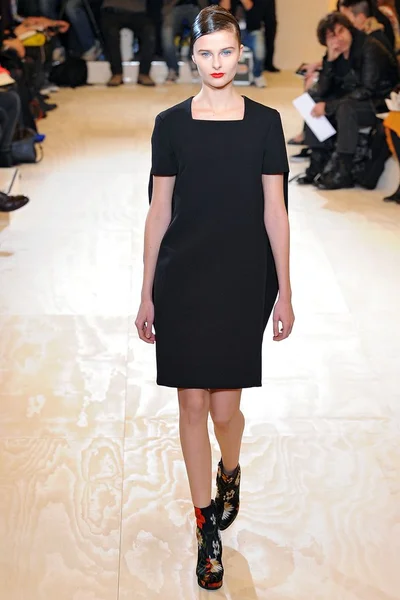 Look 46